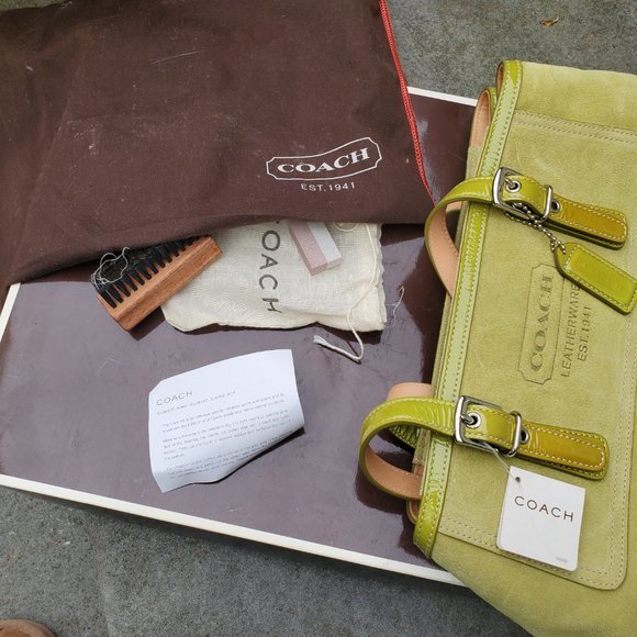 Coach purse - Picture 4 of 8